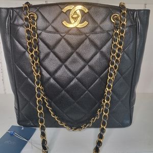 Vintage Chanel tote